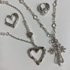 Melting heart pearl necklace